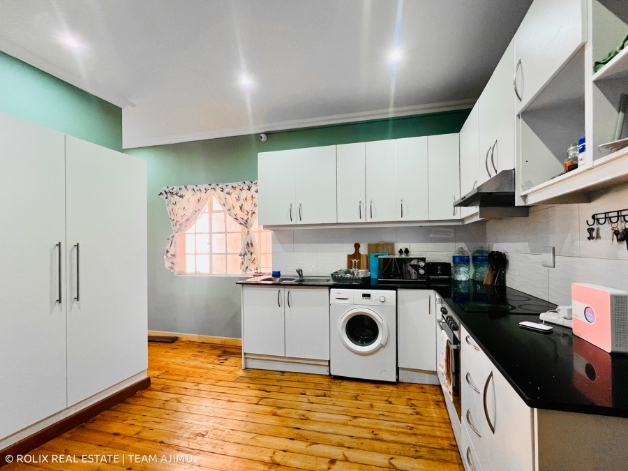 2 Bedroom Property for Sale in Rondebosch Village Western Cape
